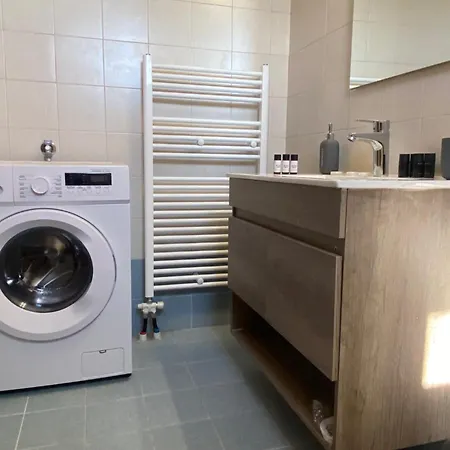 Lefkoma Skiathos Town