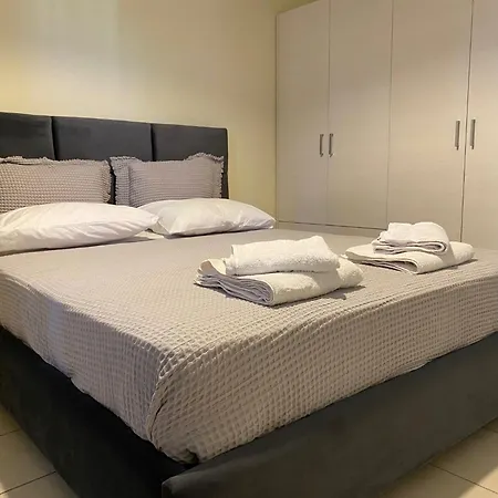 Lefkoma Apartment Skiathos Town