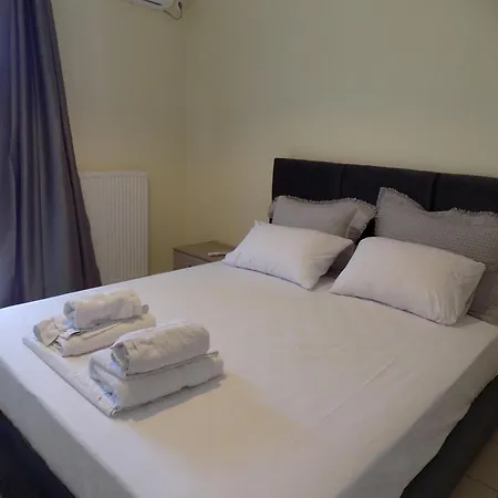 Lefkoma Apartment