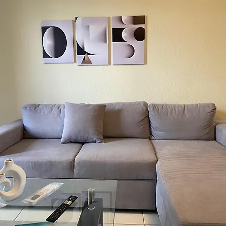 Apartment Lefkoma *