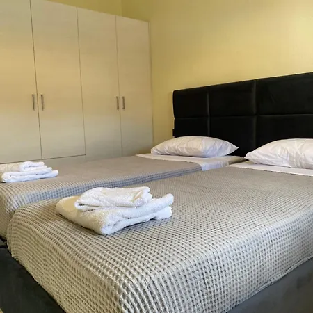 Apartment Lefkoma Skiathos Town