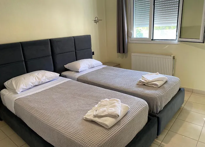 Lefkoma Apartment Skiathos Town