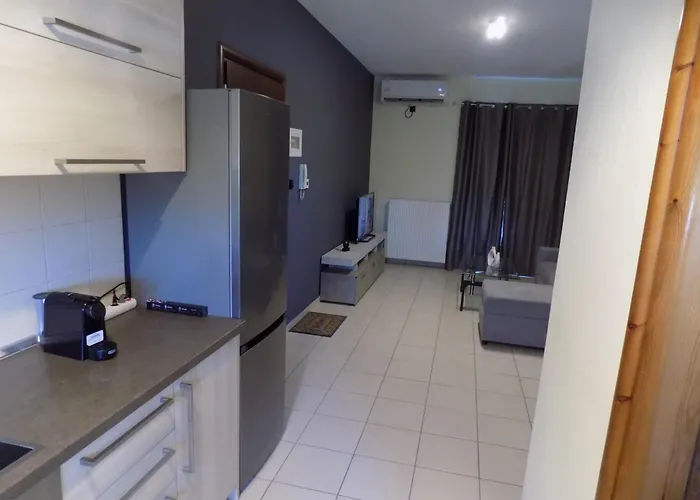 Lefkoma * Skiathos Chora